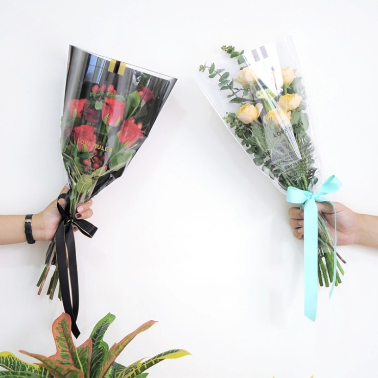 Literary and fashionable flower packaging sleeve LOVE RULES